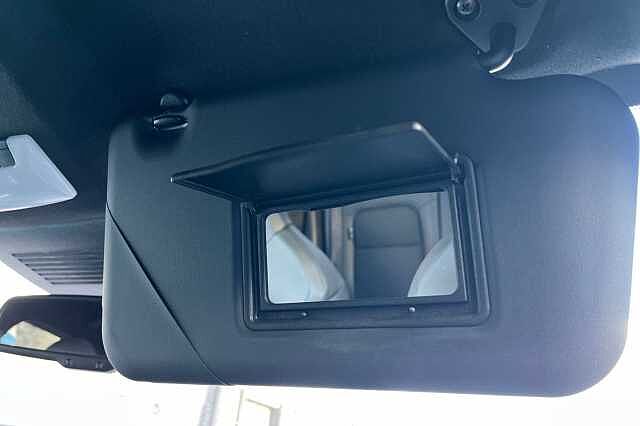 Nissan Juke 1.6 Hybrid N-Connecta 5dr Auto