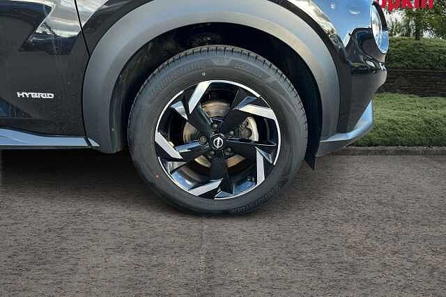 Nissan Juke 1.6 Hybrid N-Connecta 5dr Auto