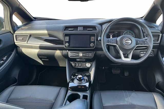 Nissan LEAF 110kW N-Connecta 39kWh 5dr Auto