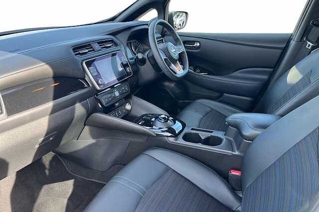 Nissan LEAF 110kW N-Connecta 39kWh 5dr Auto