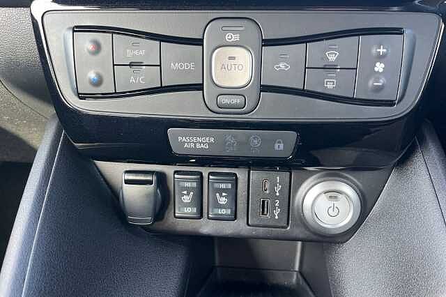 Nissan LEAF 110kW N-Connecta 39kWh 5dr Auto