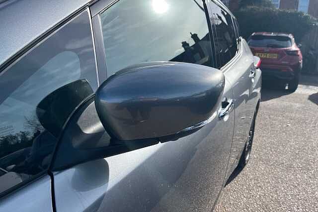 Nissan LEAF 110kW N-Connecta 39kWh 5dr Auto