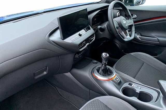 Nissan Juke 1.0 DiG-T N-Connecta 5dr