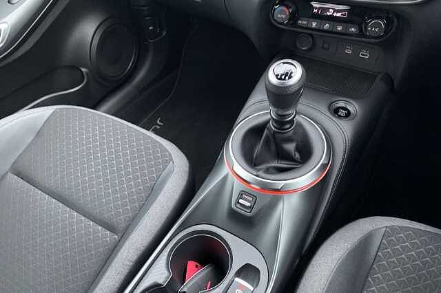 Nissan Juke 1.0 DiG-T N-Connecta 5dr