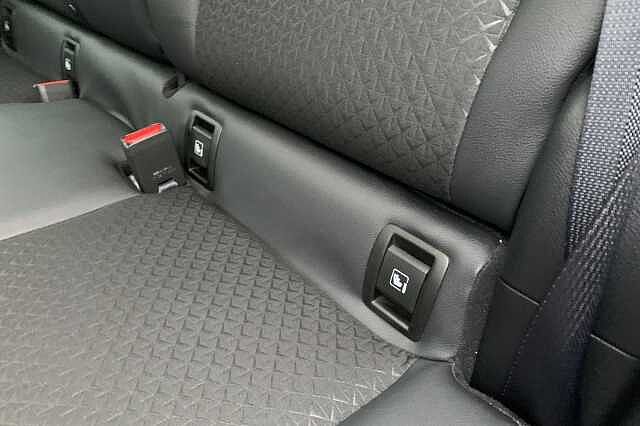 Nissan Juke 1.0 DiG-T N-Connecta 5dr