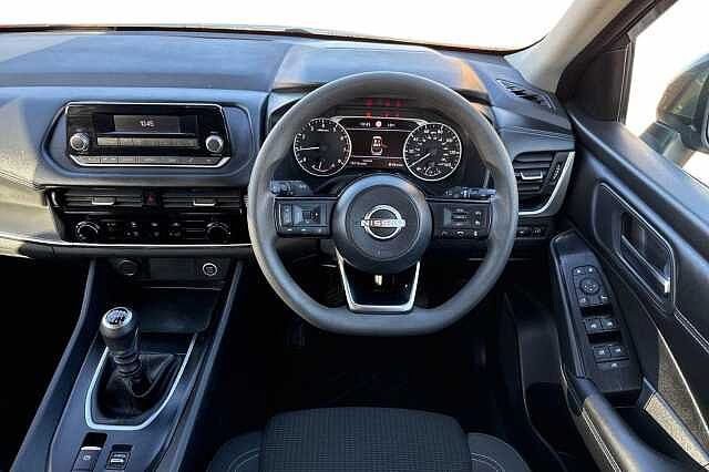 Nissan Qashqai 1.3 DiG-T MH Visia 5dr