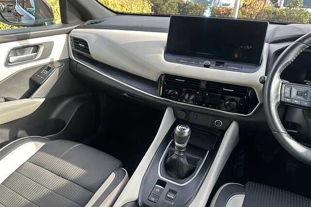 Nissan Qashqai 1.3 DiG-T MH Tekna 5dr