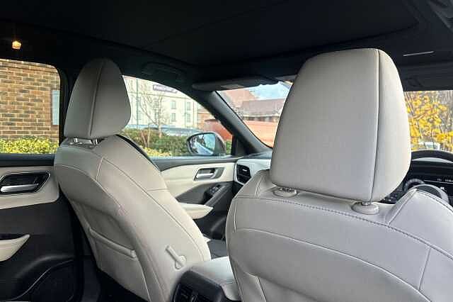 Nissan Qashqai 1.3 DiG-T MH Tekna 5dr