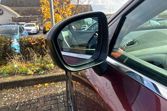 Nissan Qashqai 1.3 DiG-T MH Tekna 5dr