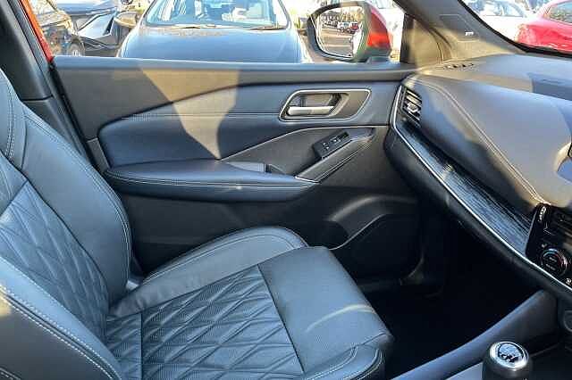 Nissan Qashqai 1.3 DiG-T MH 158 Tekna+ 5dr