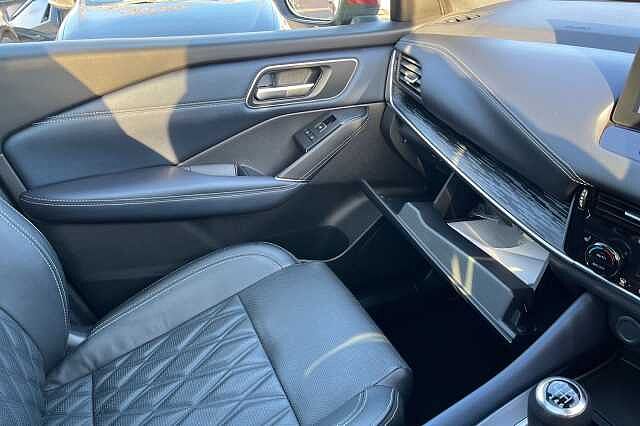 Nissan Qashqai 1.3 DiG-T MH 158 Tekna+ 5dr