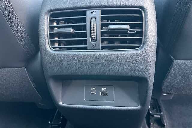 Nissan Qashqai 1.3 DiG-T MH 158 Tekna+ 5dr