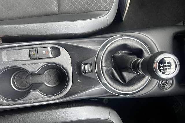 Nissan Juke 1.0 DiG-T 114 N-Connecta 5dr