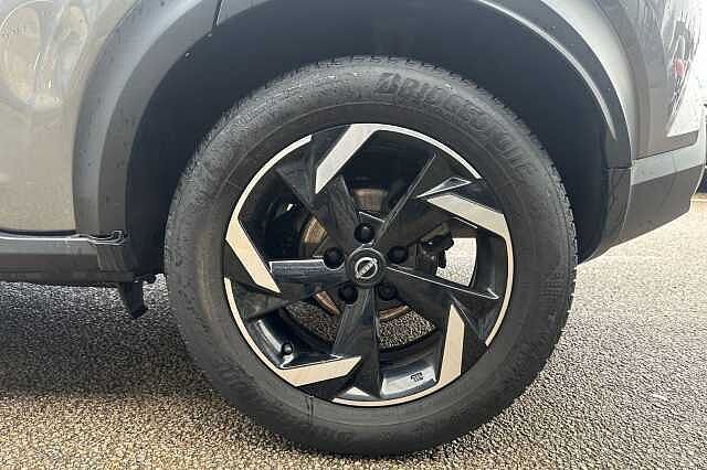 Nissan Juke 1.0 DiG-T 114 N-Connecta 5dr