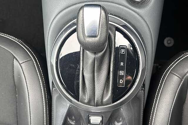 Nissan Juke 1.0 DiG-T Tekna 5dr DCT