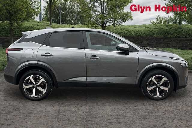 Nissan Qashqai 1.3 DiG-T MH N-Connecta 5dr
