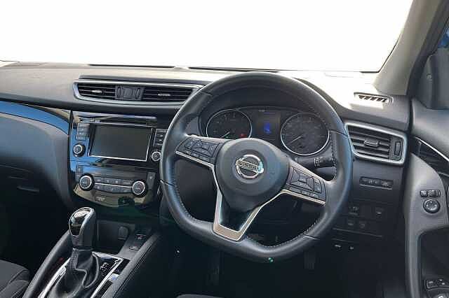Nissan Qashqai 1.3 DiG-T 160 N-Connecta 5dr DCT [Glass Roof Pack]