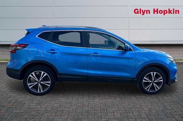 Nissan Qashqai 1.3 DiG-T 160 N-Connecta 5dr DCT [Glass Roof Pack]