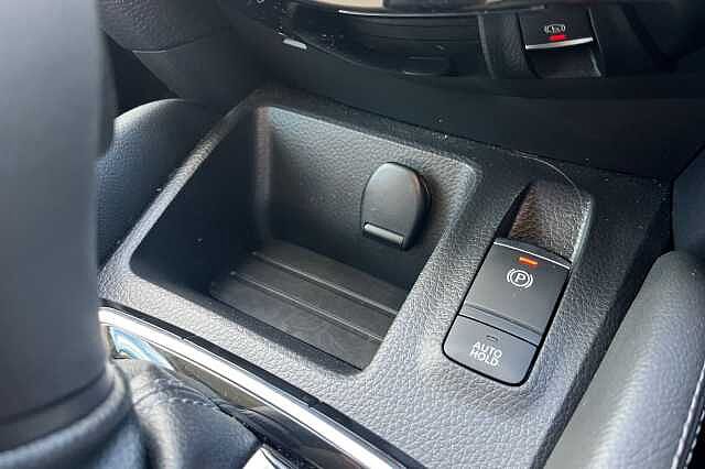 Nissan Qashqai 1.3 DiG-T 160 N-Connecta 5dr DCT [Glass Roof Pack]