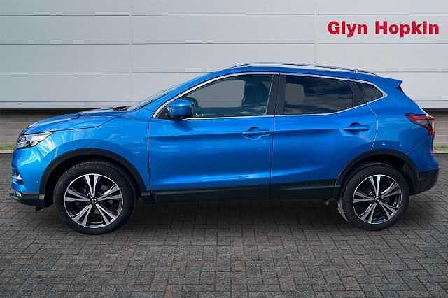 Nissan Qashqai 1.3 DiG-T 160 N-Connecta 5dr DCT [Glass Roof Pack]