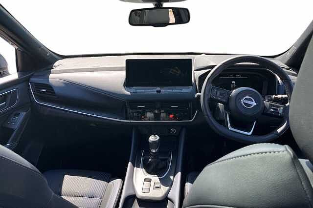 Nissan Qashqai 1.3 DiG-T MH Tekna [Bose] 5dr