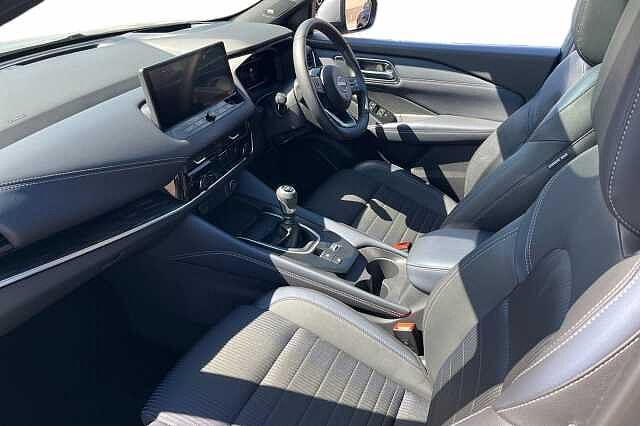 Nissan Qashqai 1.3 DiG-T MH Tekna [Bose] 5dr