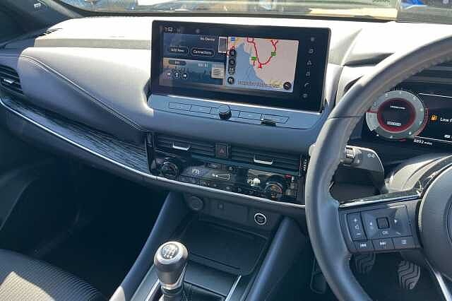 Nissan Qashqai 1.3 DiG-T MH Tekna [Bose] 5dr