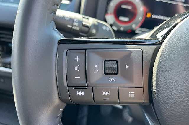 Nissan Qashqai 1.3 DiG-T MH Tekna [Bose] 5dr