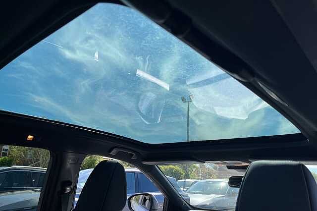 Nissan Qashqai 1.3 DiG-T MH Tekna [Bose] 5dr