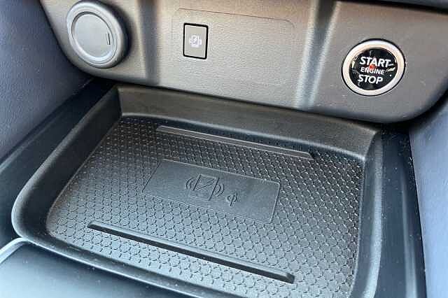 Nissan Qashqai 1.3 DiG-T MH Tekna [Bose] 5dr