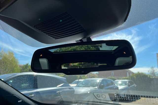 Nissan Qashqai 1.3 DiG-T MH Tekna [Bose] 5dr