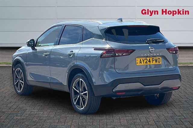 Nissan Qashqai 1.3 DiG-T MH Tekna [Bose] 5dr