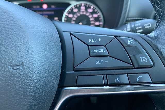 Nissan Juke 1.0 DiG-T 114 N-Connecta 5dr