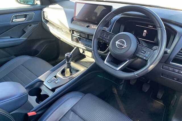 Nissan Qashqai 1.3 DiG-T MH Tekna 5dr
