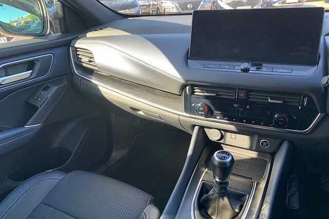 Nissan Qashqai 1.3 DiG-T MH Tekna 5dr