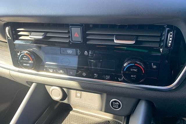 Nissan Qashqai 1.3 DiG-T MH Tekna 5dr