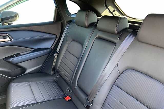 Nissan Qashqai 1.3 DiG-T MH Tekna 5dr