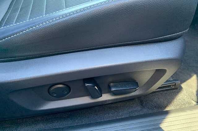 Nissan Qashqai 1.3 DiG-T MH Tekna 5dr