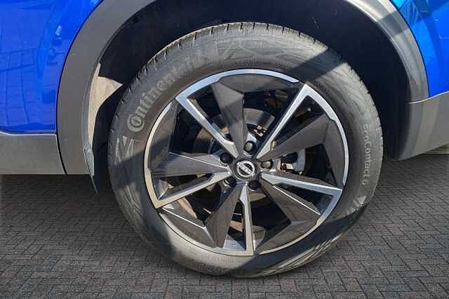 Nissan Qashqai 1.3 DiG-T MH Tekna 5dr