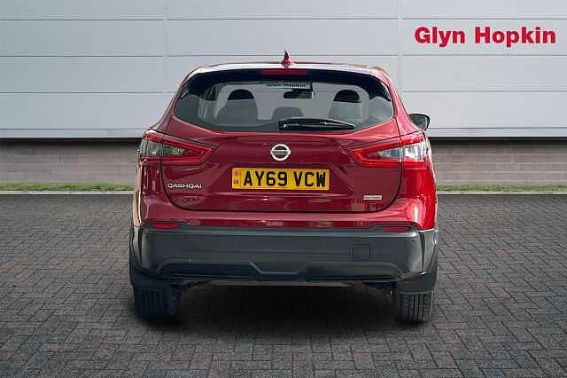 Nissan Qashqai 1.3 DiG-T Acenta Premium 5dr