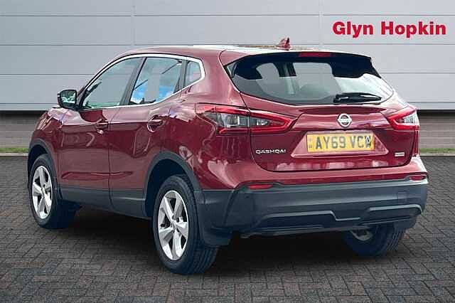Nissan Qashqai 1.3 DiG-T Acenta Premium 5dr